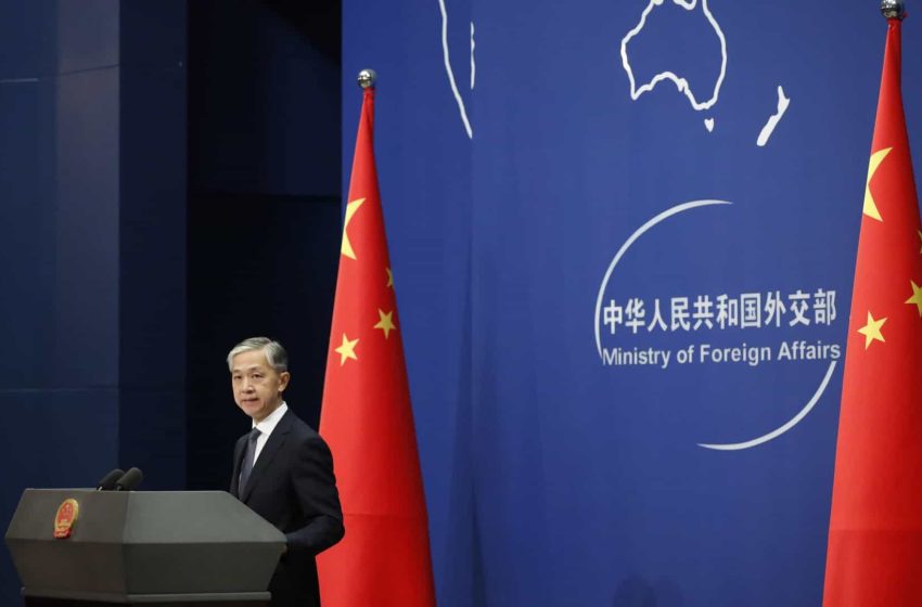  Pequim manifesta “firme oposição” às sanções dos EUA contra empresas