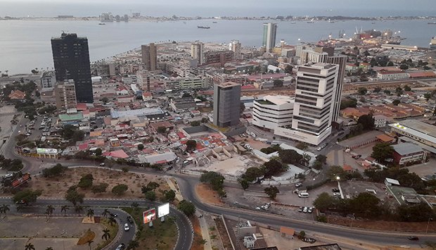  Dívida pública angolana desce para menos de 60%