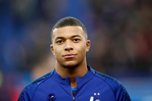 Real Madrid oferece mais de 85 bilhões de Kwanzas por Mbappé