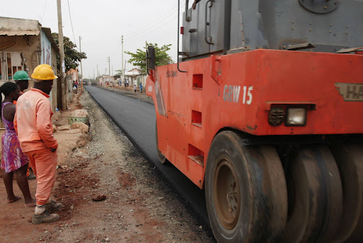 Avenida Wanhenga Xito recebe restauração com apoio financeiro privado