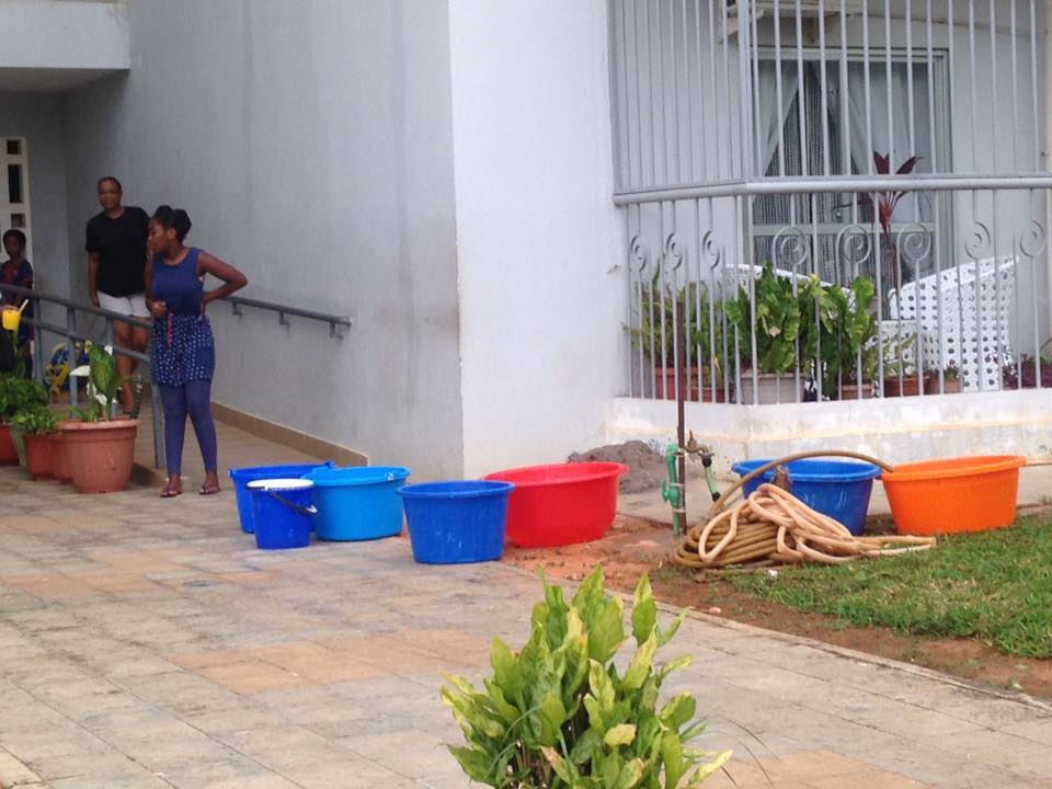 Água volta a jorrar nas torneiras da Centralidade do Kilamba após quase dois dias