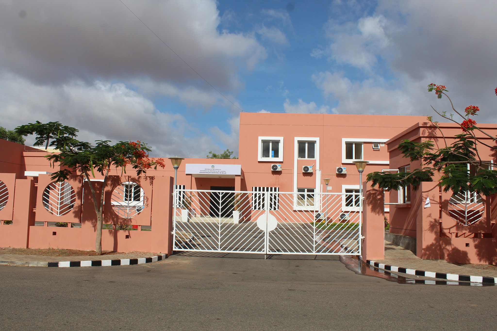 Empresas prestadoras de serviços da Administração de Belas reclamam de atraso de salários