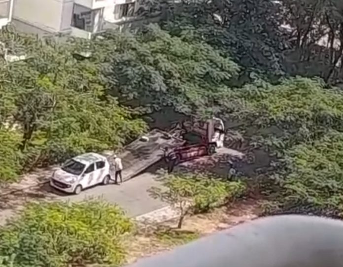 Moradores do Kilamba pedem reboque imediato de viaturas mal estacionadas em locais impróprios